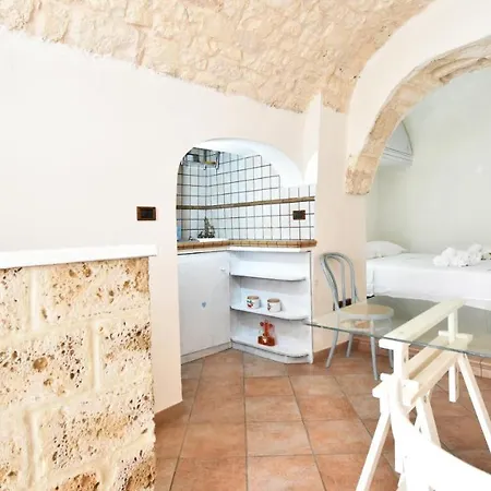 La Piazzetta 1-2-3 By Typney * Ostuni