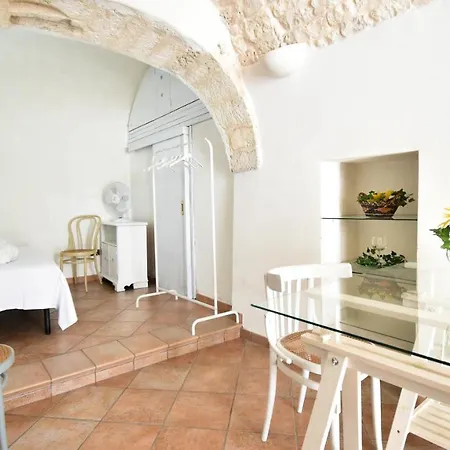 La Piazzetta 1-2-3 By Typney Apartment